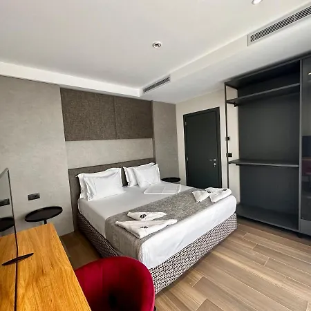 Frojd Kune & Hotel 5*