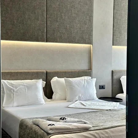 Frojd Kune & Hotel Shëngjin