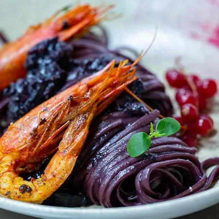 Frojd Kune & 5* Shëngjin