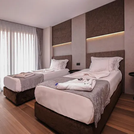 Hotel Frojd Kune & Shengjin