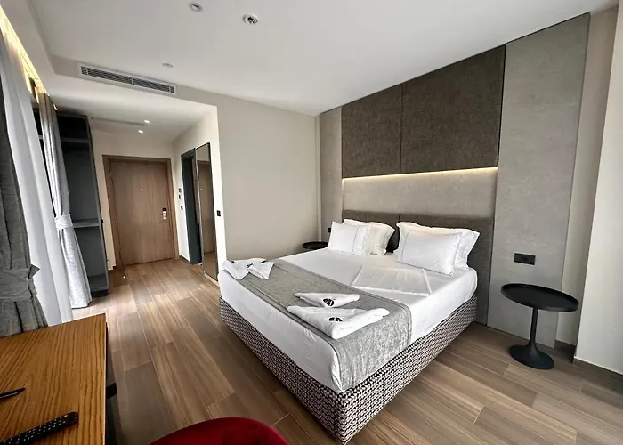 Szálloda Frojd Kune & Shëngjin