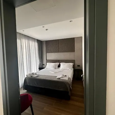 Frojd Kune & Hotel 5*