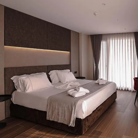 Frojd Kune & Hotel 5*